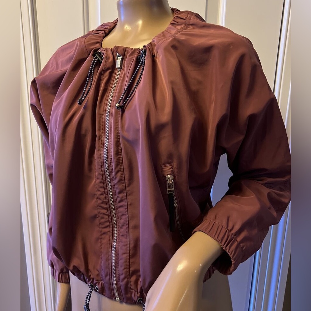 Athleta Burgundy Full Zip Windbreaker Jacket Size Small Drawstring Waist”
